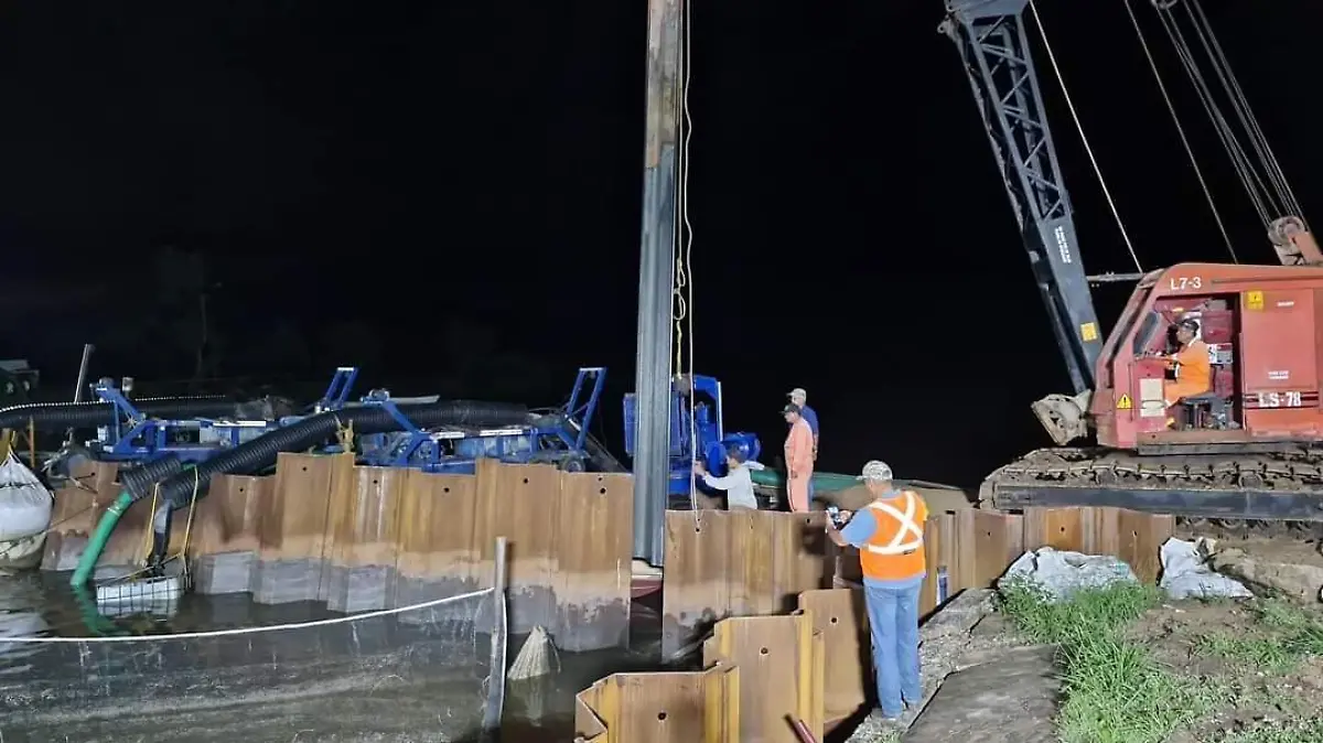 Los trabajos de transición realizados por el personal del organismo operador del agua se llevaron a cabo durante la noche del sábado y madrugada del domingo